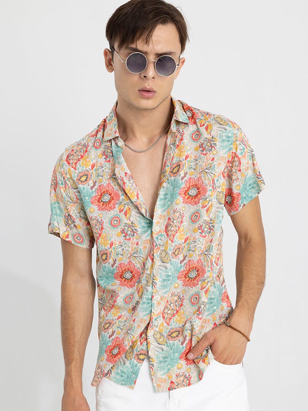

Snitch Men Pink Classic Regular Fit Floral Printed Casual Shirt