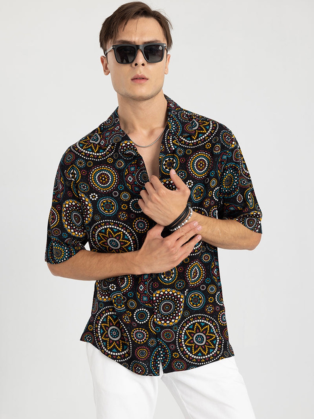 

Snitch Black Classic Opaque Printed Oversized Casual Shirt