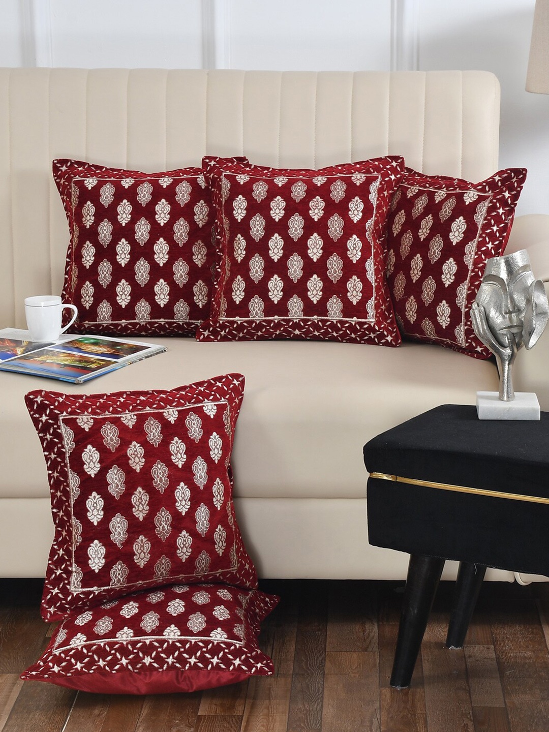 

DECOMIZER Ambi Maroon & Brown 5-Pieces Jacquard Ethnic Motifs Square Cushion Covers
