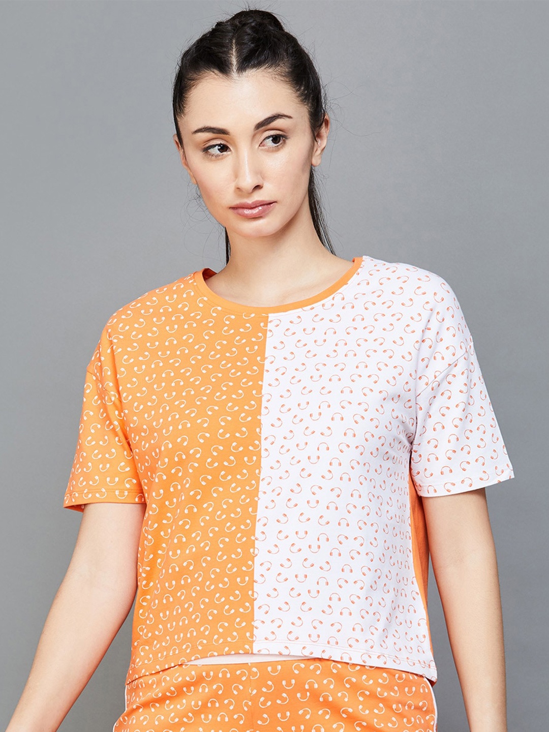 

Kappa Conversational Printed Extended Sleeves Regular Fit T-shirt, Orange