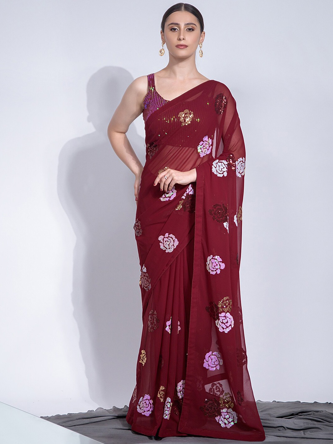 

Satrani Floral Embellished Sequinned Poly Georgette Saree, Maroon