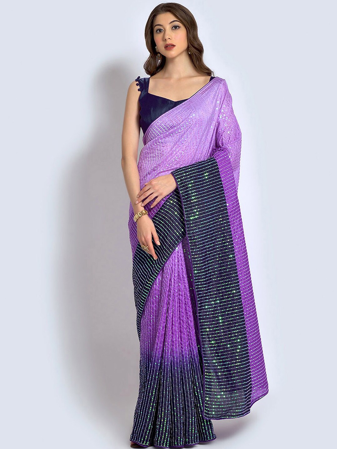 

Satrani Embellished Sequinned Art Silk Saree, Purple