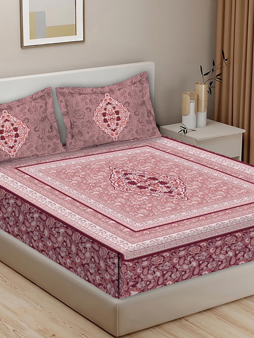 

BELLA CASA Red & White Ethnic Motifs Cotton 400 TC King Bedsheet with 2 Pillow Covers
