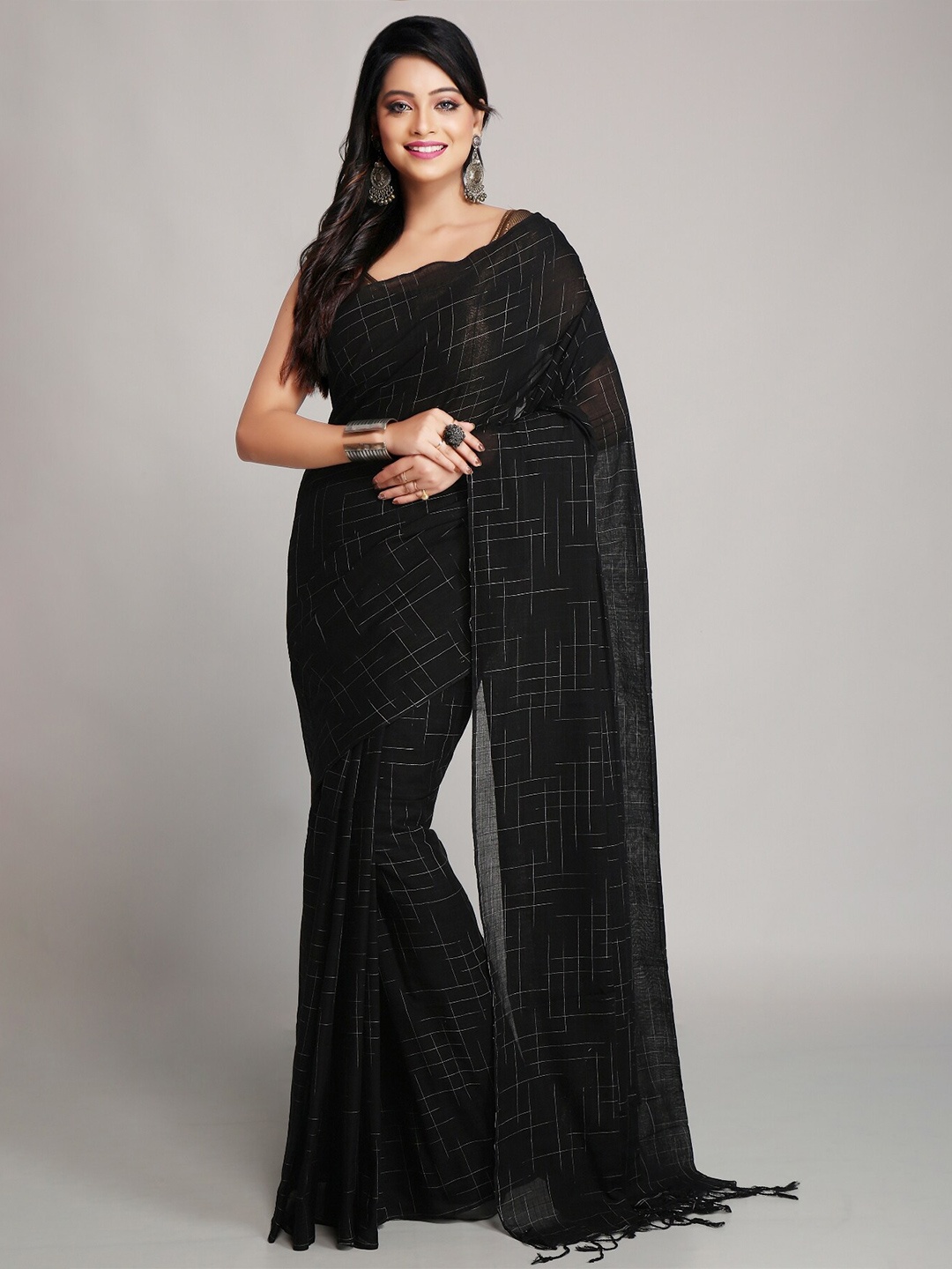 

WoodenTant Abstract Woven Design Pure Cotton Saree, Black