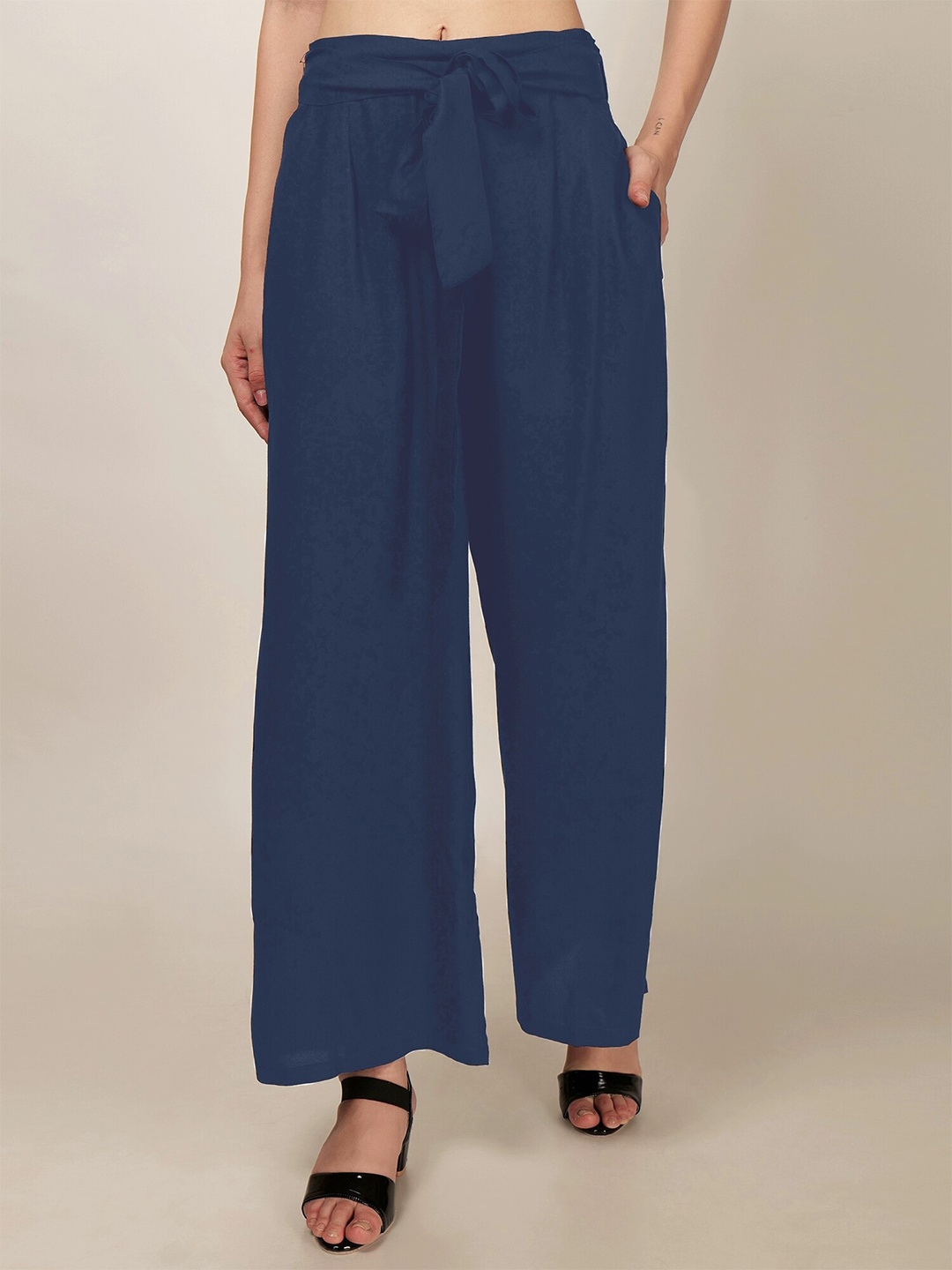 

PATRORNA Mid Rise Tie-up Detail Ankle Length Palazzos, Grey