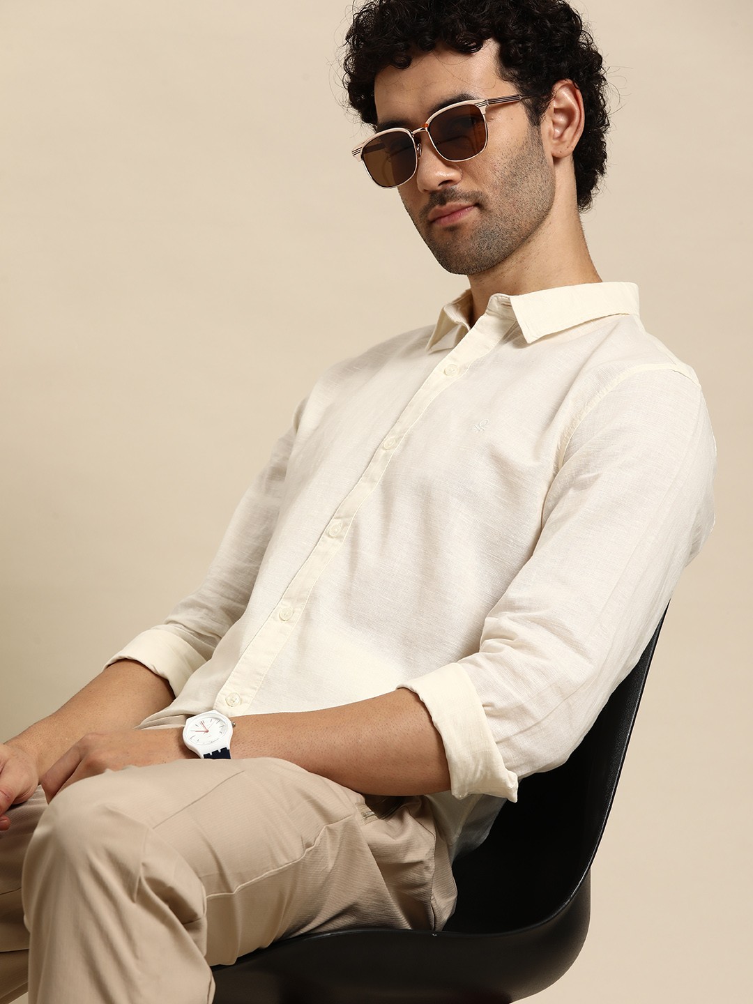 

United Colors of Benetton Men Cotton Linen Slim Fit Casual Shirt, Cream