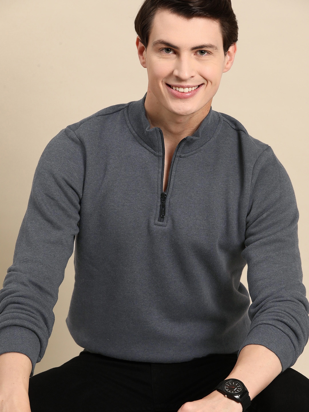 

United Colors of Benetton Men Half Zipper Sweatshirt, Charcoal