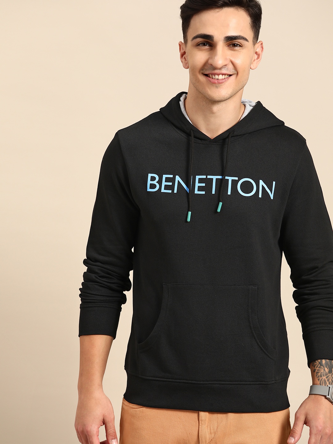 

United Colors of Benetton Men Pure Cotton Printed Hooded Sweatshirt, Black