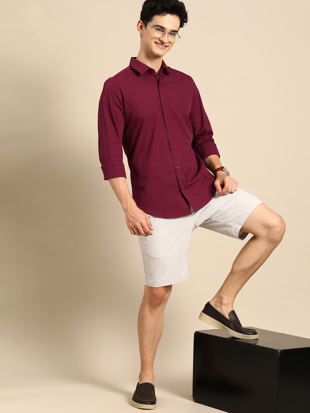 

United Colors of Benetton Men Pure Cotton Casual Shirt, Maroon