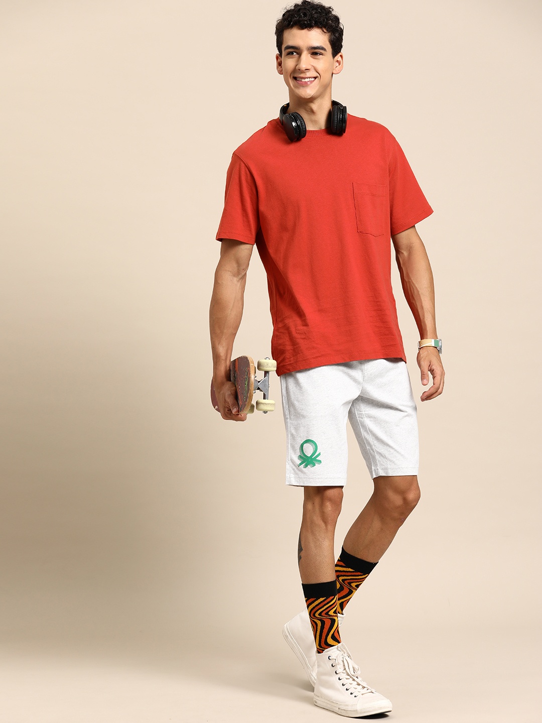 

United Colors of Benetton Men Pure Cotton Slim Fit Jersey Shorts, Grey melange