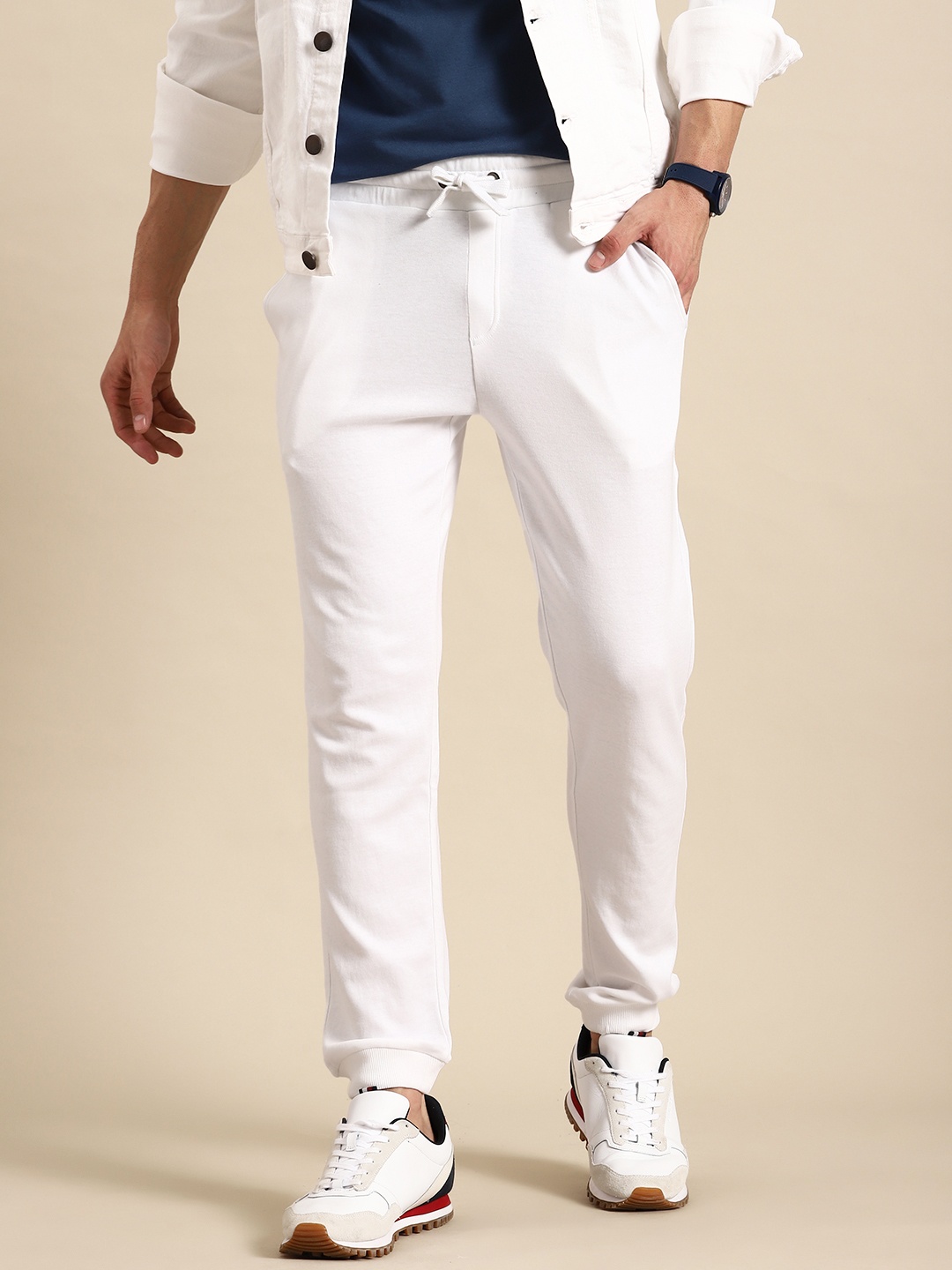 

United Colors of Benetton Men Pure Cotton Joggers, White