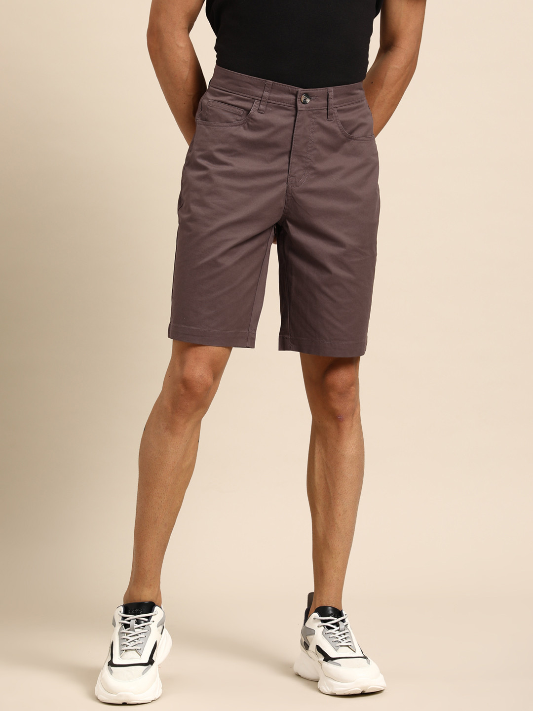 

United Colors of Benetton Men Slim Fit Twill Shorts, Brown