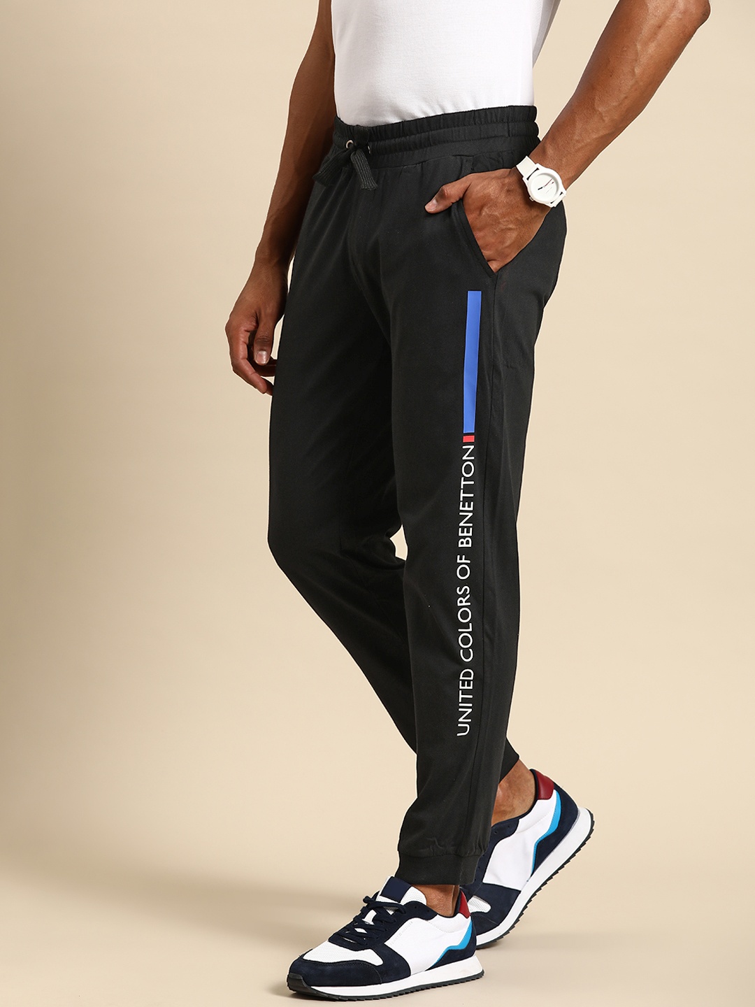 

United Colors of Benetton Men Pure Cotton Joggers, Black