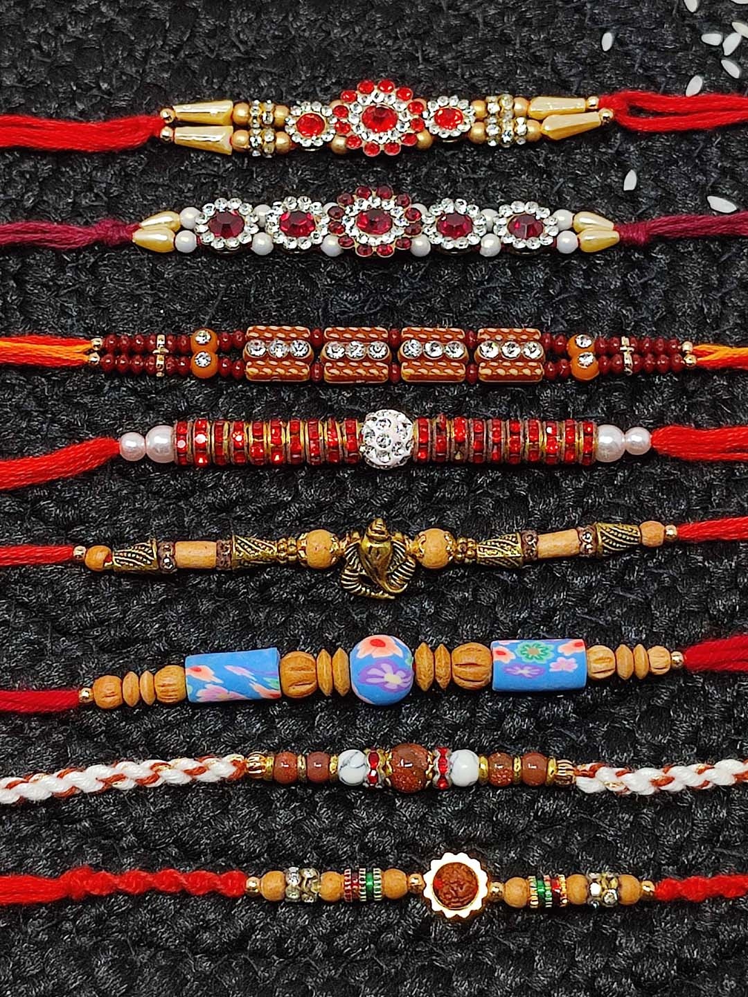

CRAYTON Set of 8 Rakhis With Pooja Thali, Red