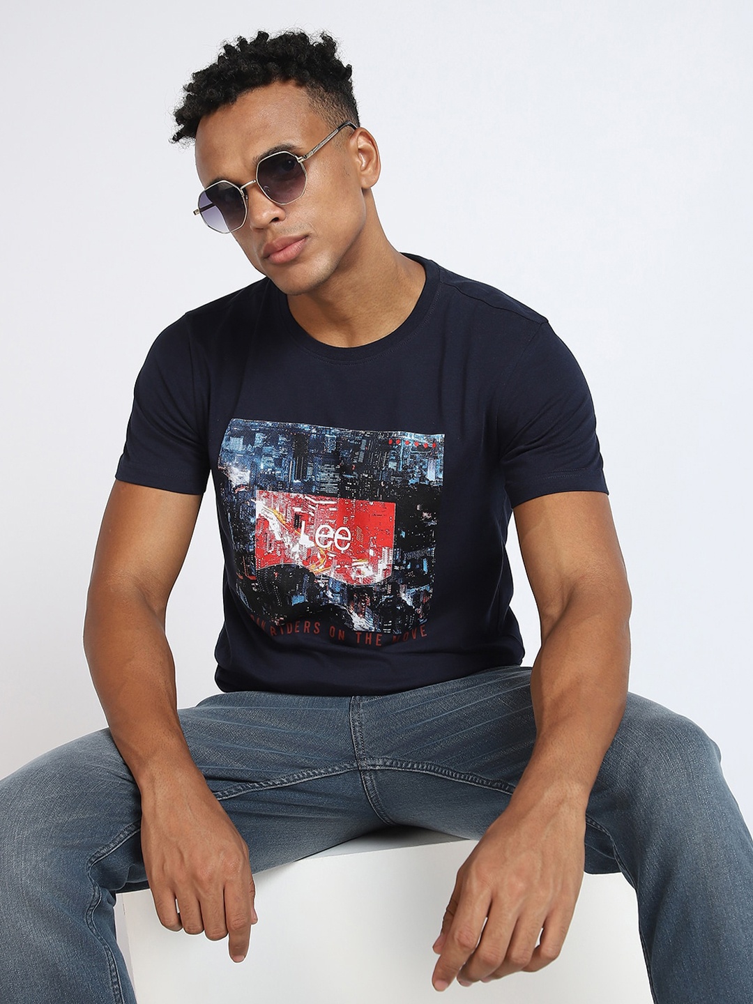 

Lee Graphic Printed Round Neck Slim Fit Cotton Regular T-shirt, Blue