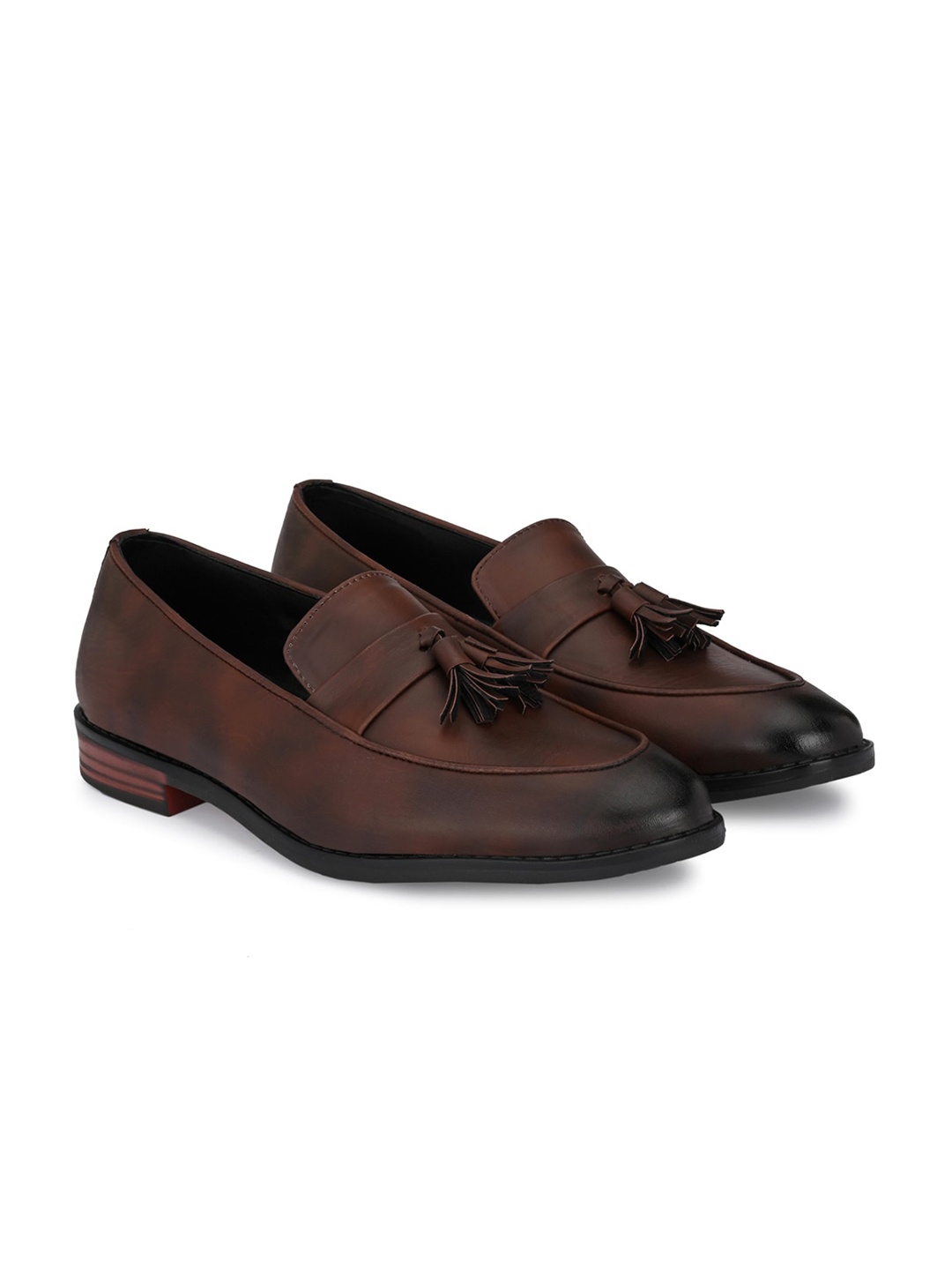 

ATTITUDIST Men Tasselled Formal Loafers, Brown