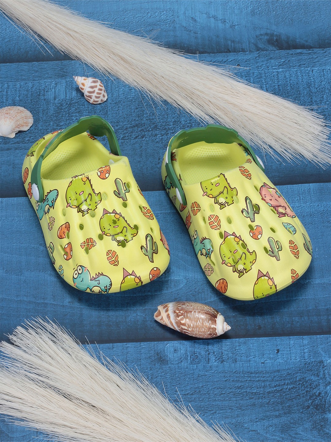 

Lil Lollipop Kids Dinosaur Printed Anti-Slip Rubber Clogs, Green