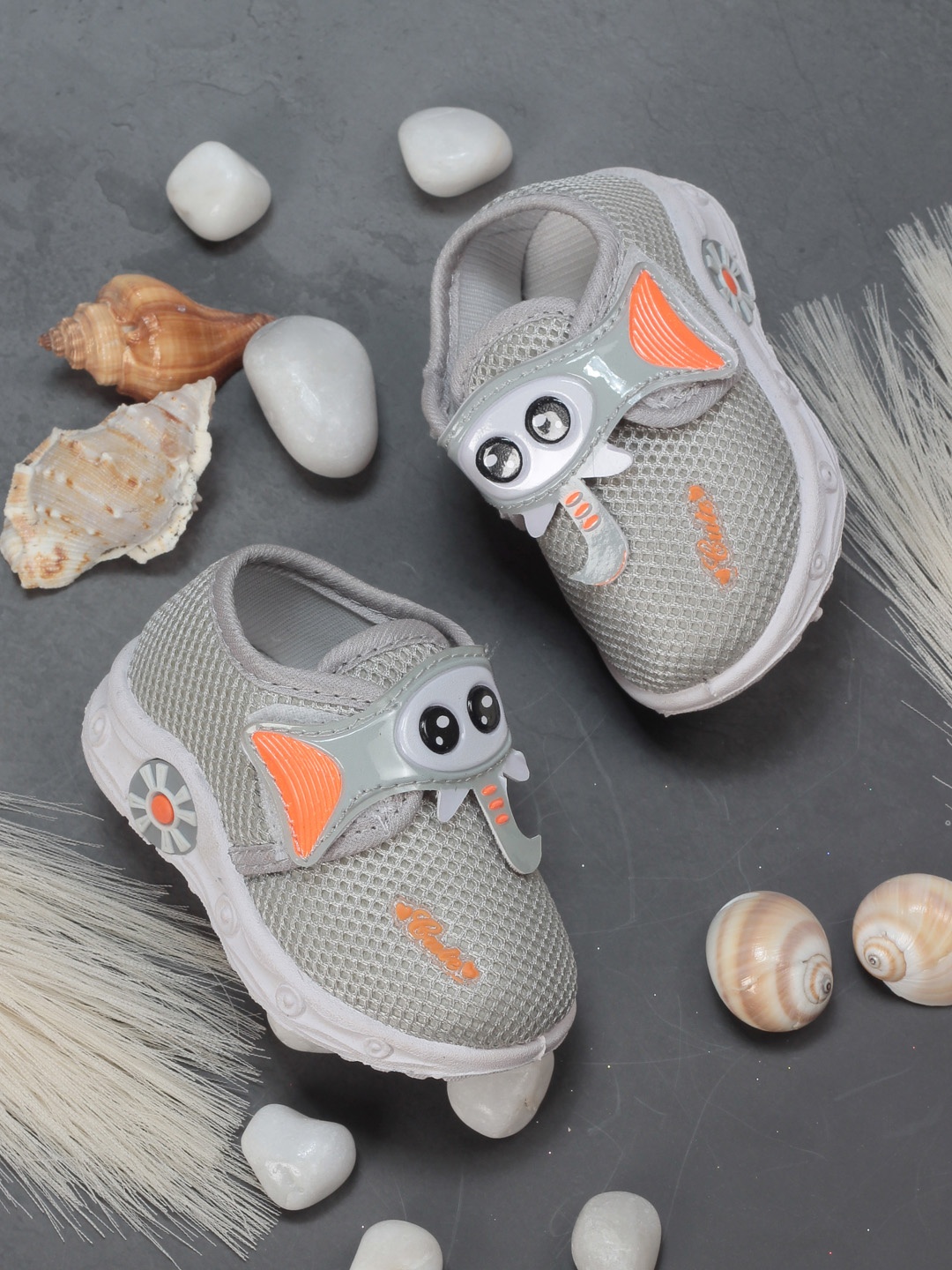 

Lil Lollipop Kids Textured Lightweight Slip-On Sneakers With Musical Chu Chu, Grey