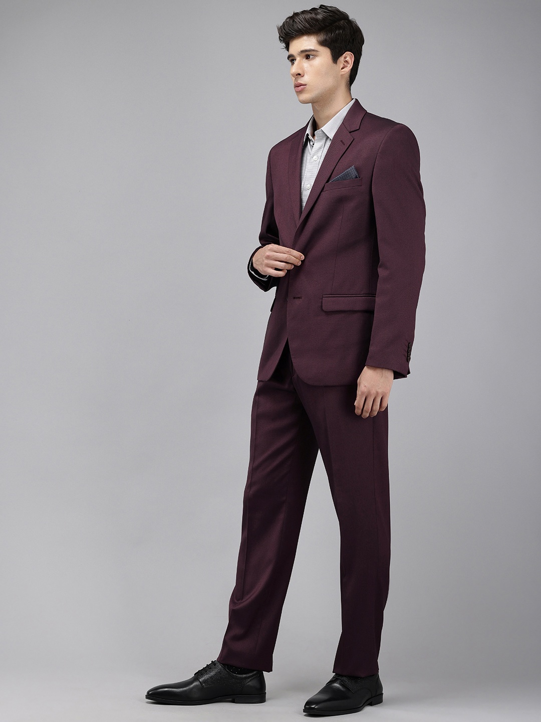 

Park Avenue Self Design Notched Lapel Single-Breasted 2 Piece Suits, Violet