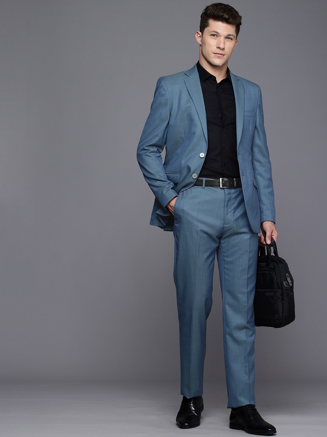 

Raymond Single Breasted Contemporary Fit 2 Piece Formal Suits, Blue