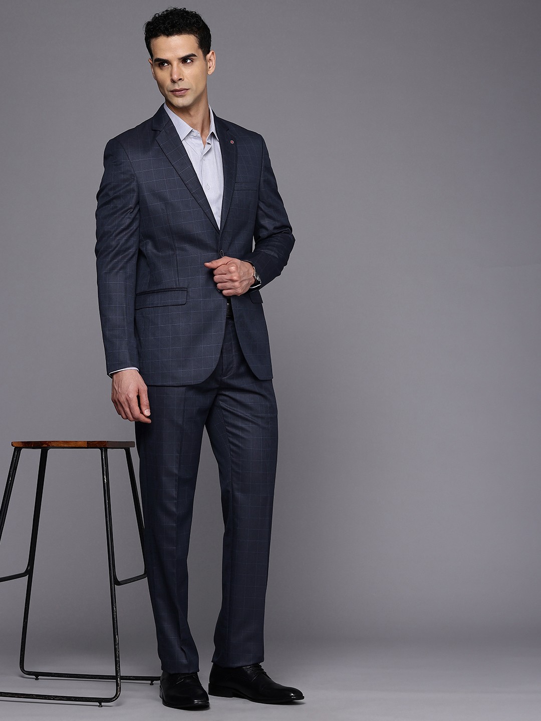 

Raymond Checked Single-Breasted Contemporary Fit 2 Piece Formal Suits, Navy blue