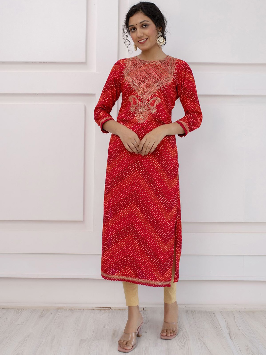 

KALINI Ethnic Motifs Yoke Design Lace-Insert Thread Work Straight Kurta, Red