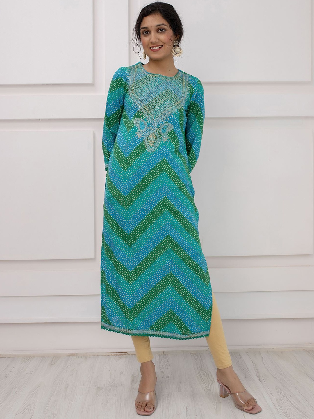

KALINI Bandhani Printed Thread Work Straight Kurta, Turquoise blue