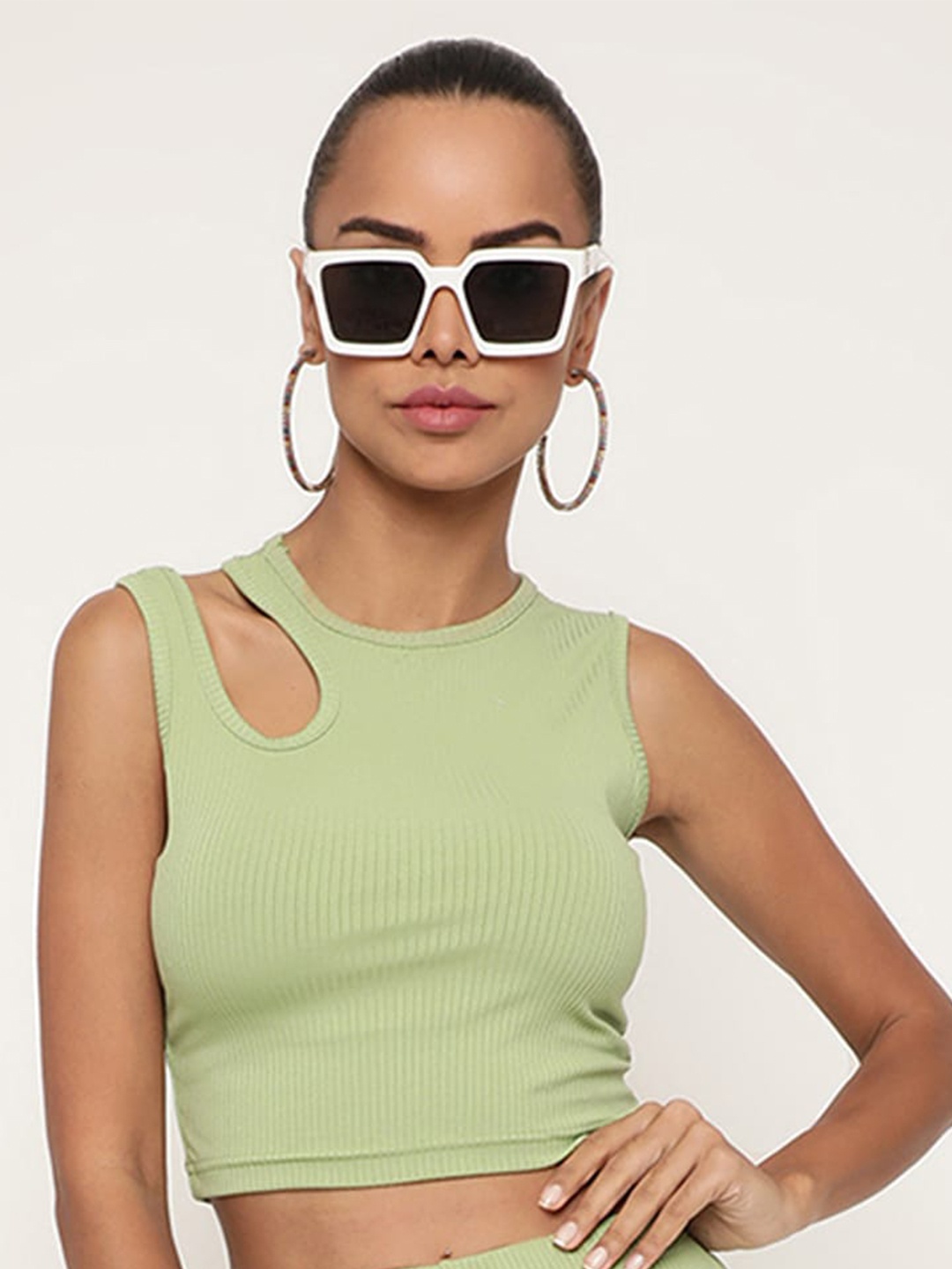 

BAESD Cut-Out Detail Crop Top, Green