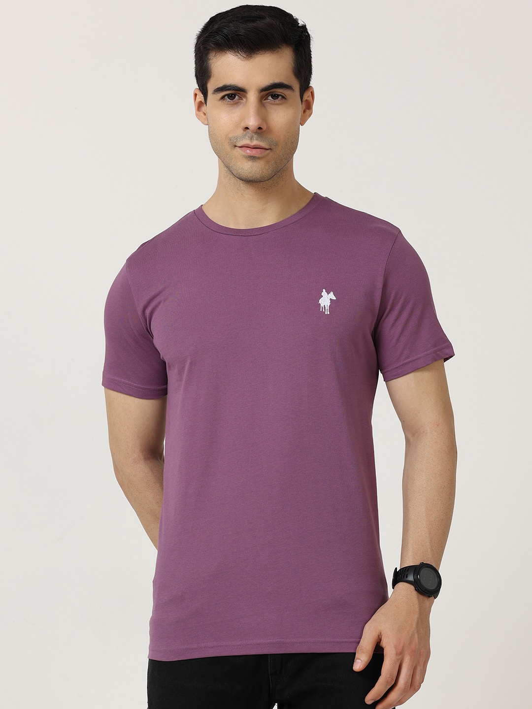 

Masculino Latino Round Neck Regular Fit Cotton T-shirt, Purple