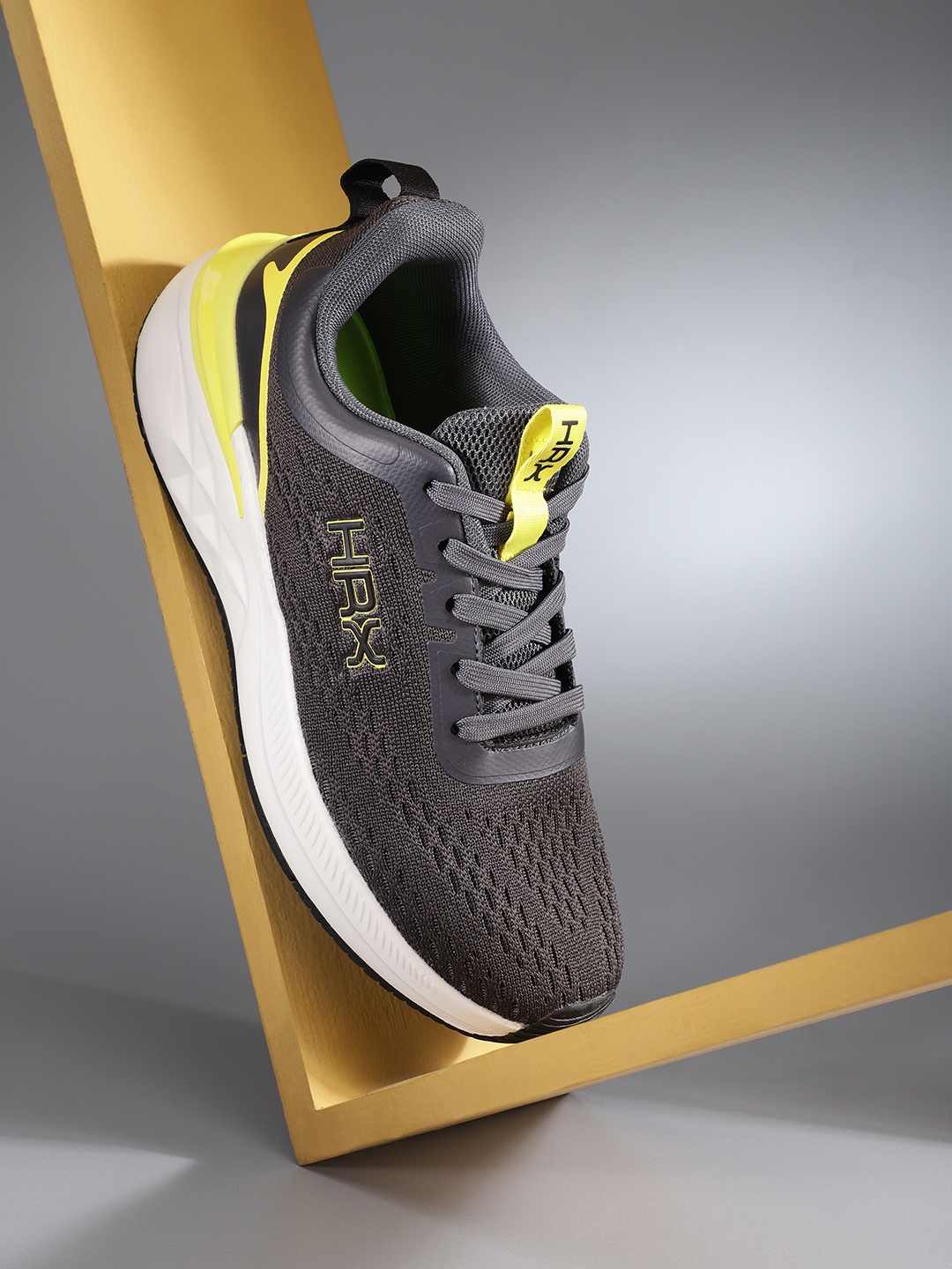 

HRX by Hrithik Roshan Men Woven Design Running Shoes, Charcoal