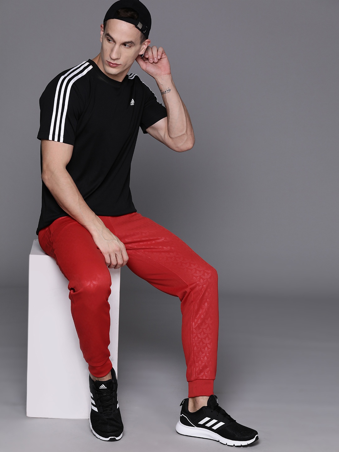 

ADIDAS Originals Men Graphics Monogram 3-Striped Joggers, Red