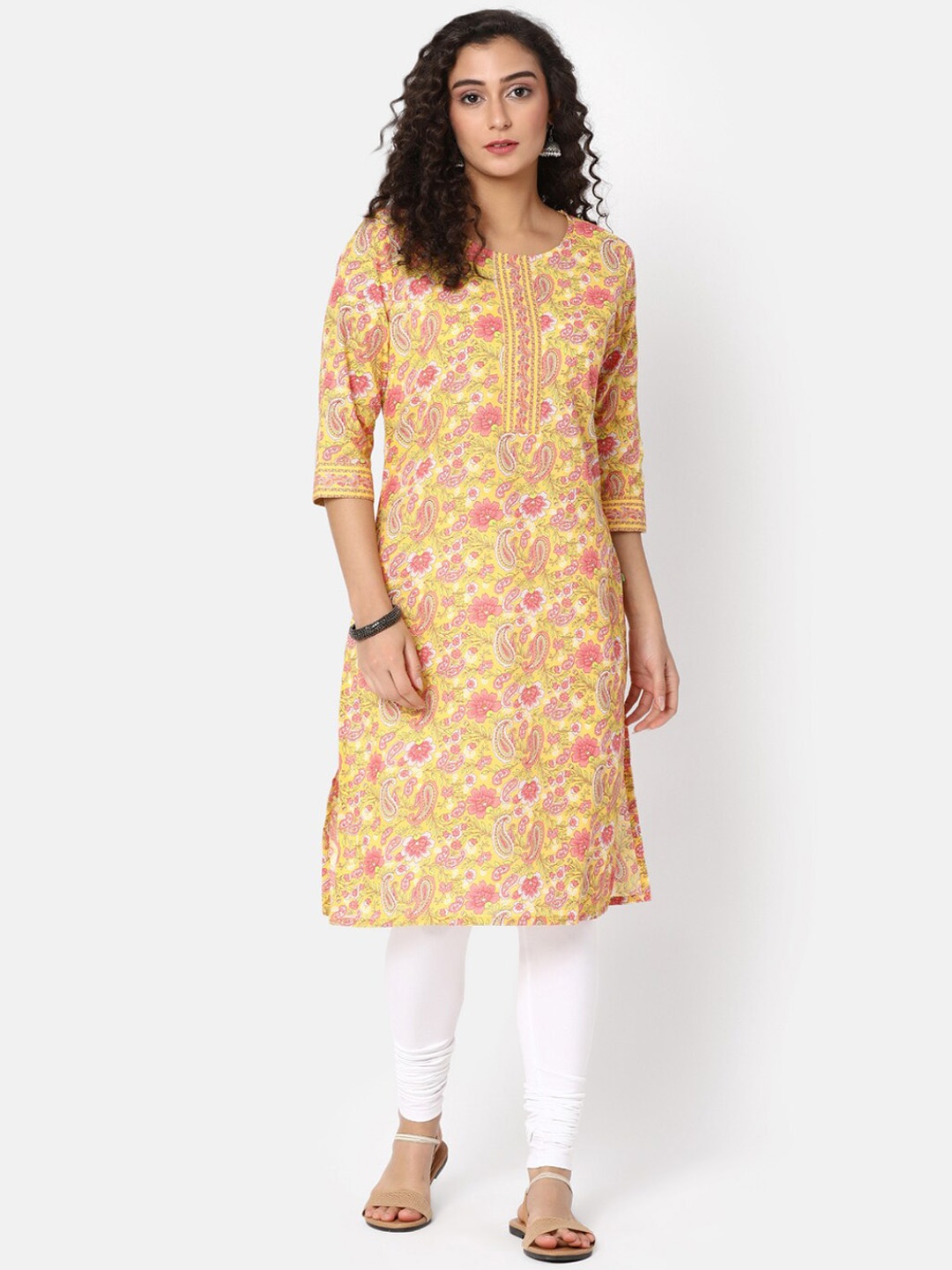 

V-Mart Floral Printed Three-Quarter Straight Kurta, Yellow