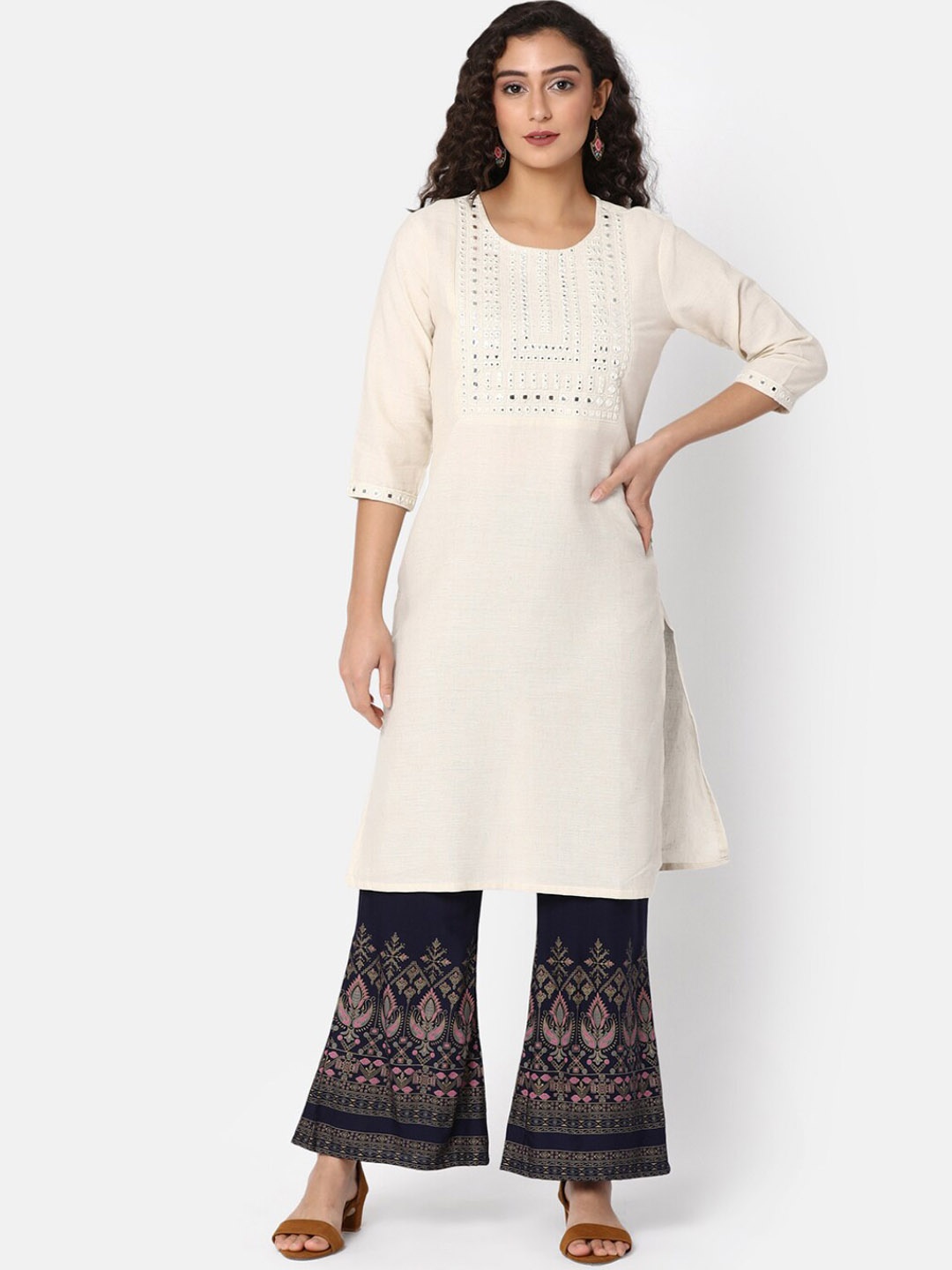 

V-Mart Yoke Design Mirror Work Straight Kurta, Off white