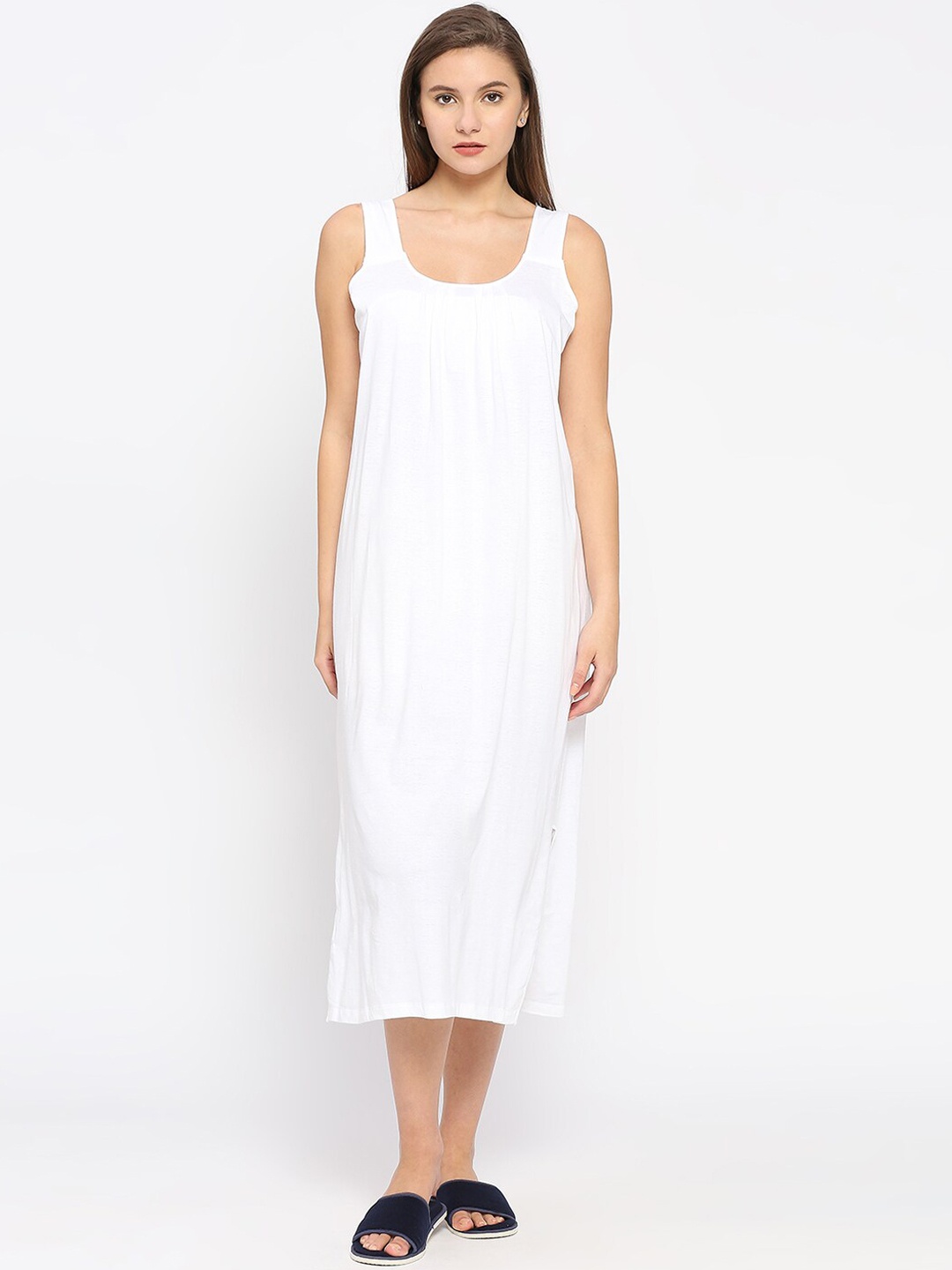 

RedRose Round Neck Cotton Nighty Long Slip, White