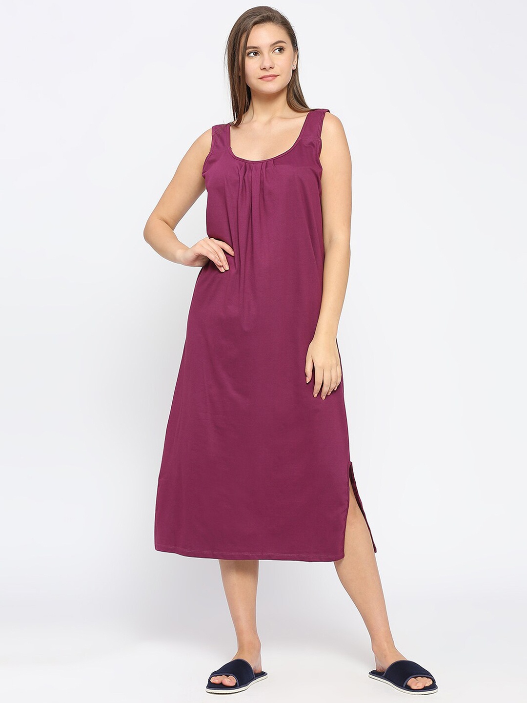 

RedRose Round Neck Cotton Nighty Slip, Burgundy