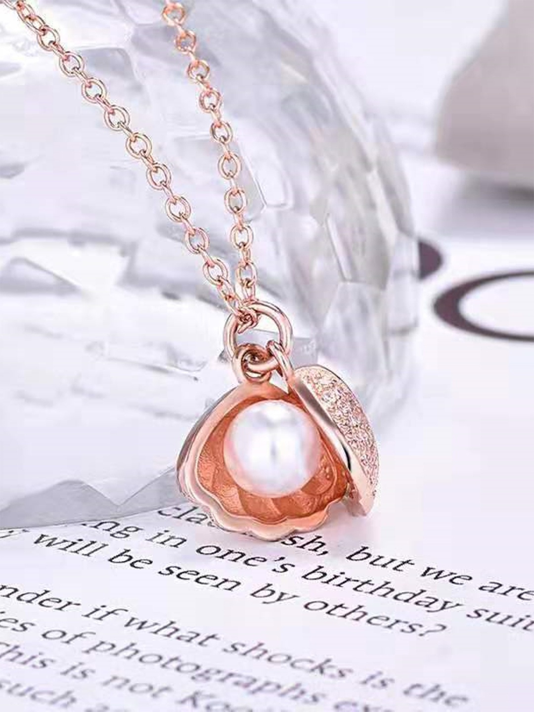 EL REGALO Oyester Stone Studded Pendant With Chain, Rose gold