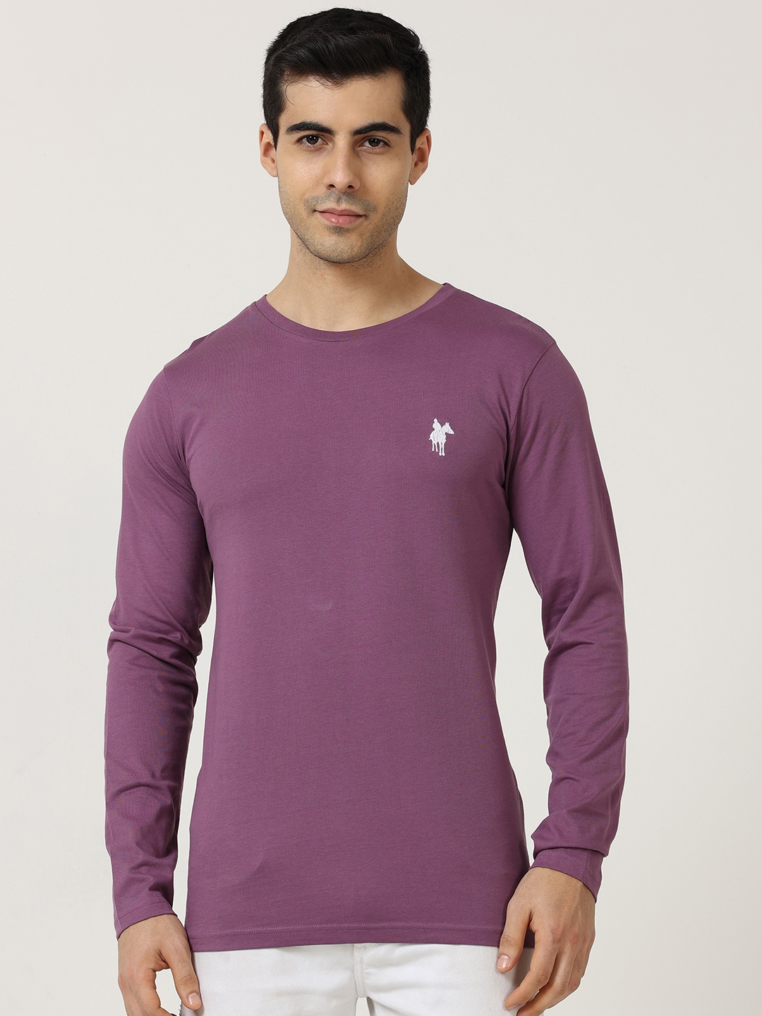 

Masculino Latino Round Neck Cotton T-shirt, Purple
