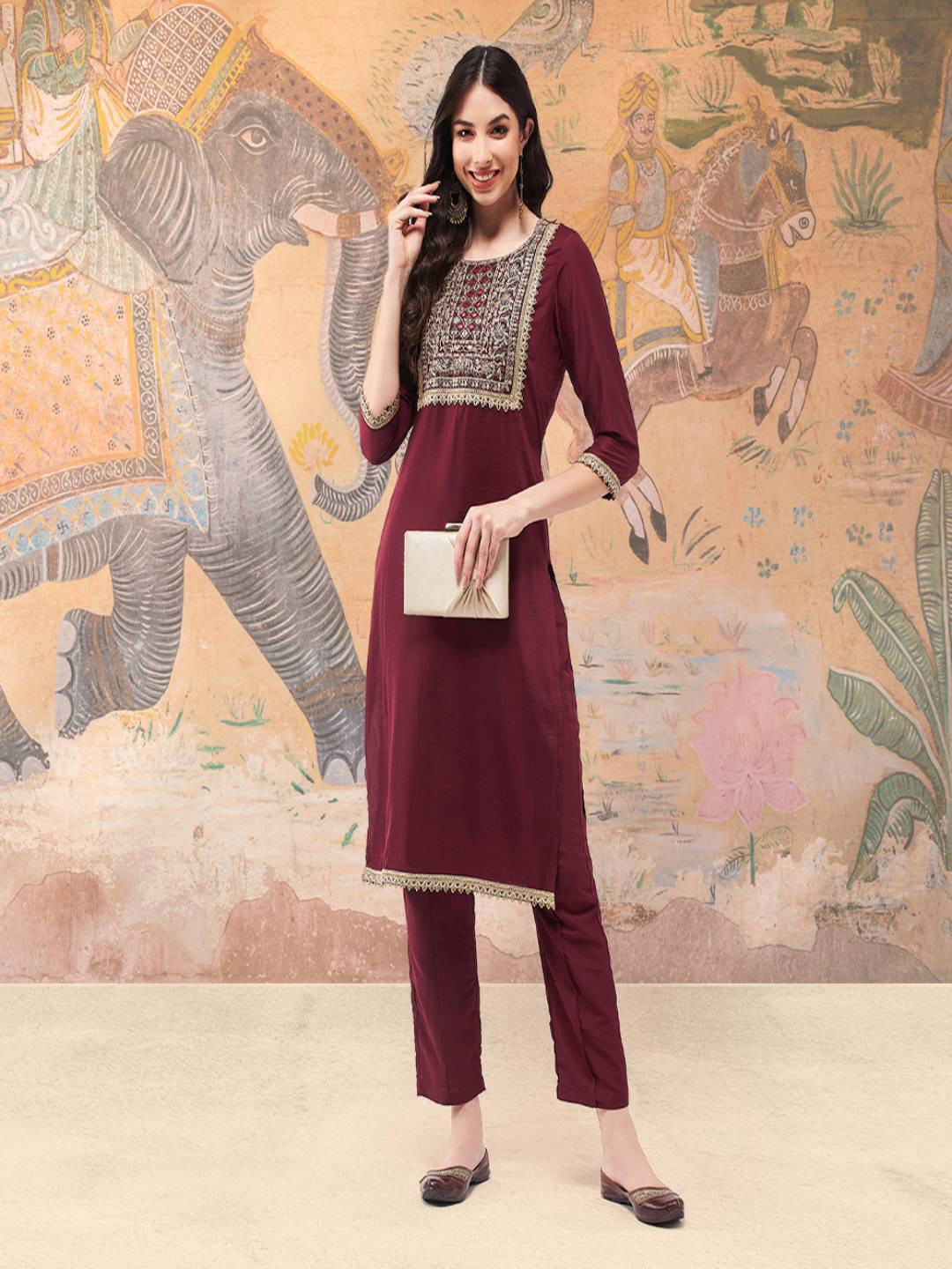 

Pannkh Ethnic Motifs Yoke Design Thread Work Kurta, Maroon