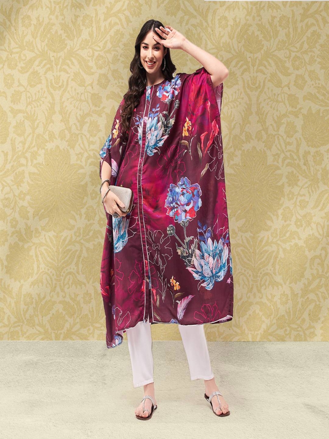 

Pannkh Floral Printed Flared Sleeve Gotta Patti Kaftan Kurta, Red