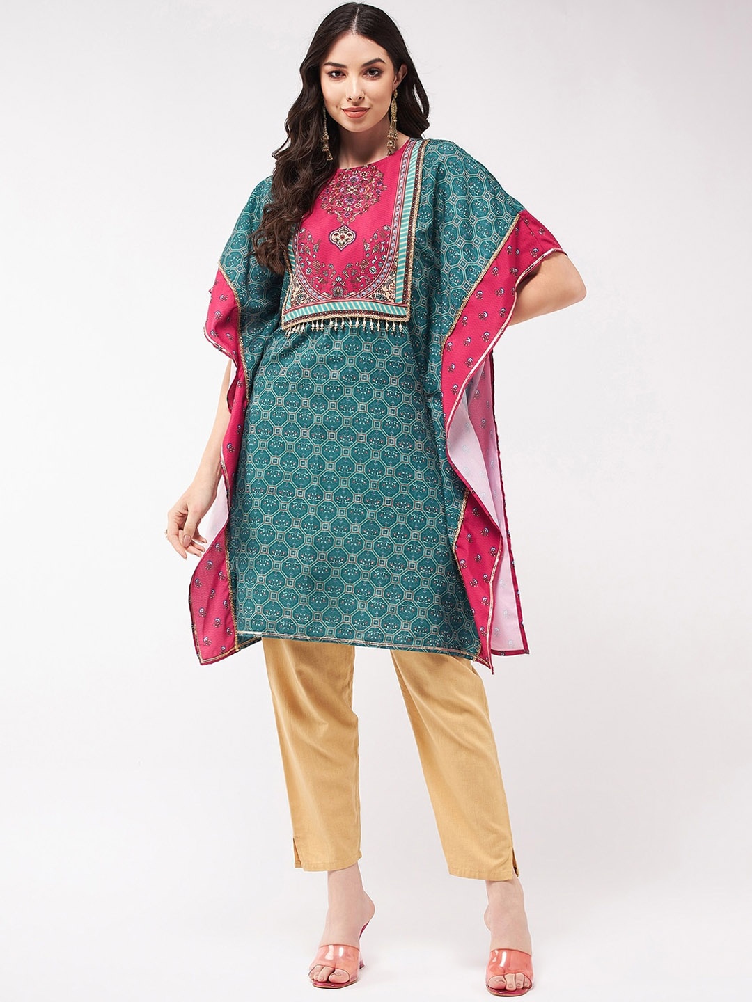 

Pannkh Ethnic Motifs Yoke Design Gotta Patti Kaftan Kurta, Green