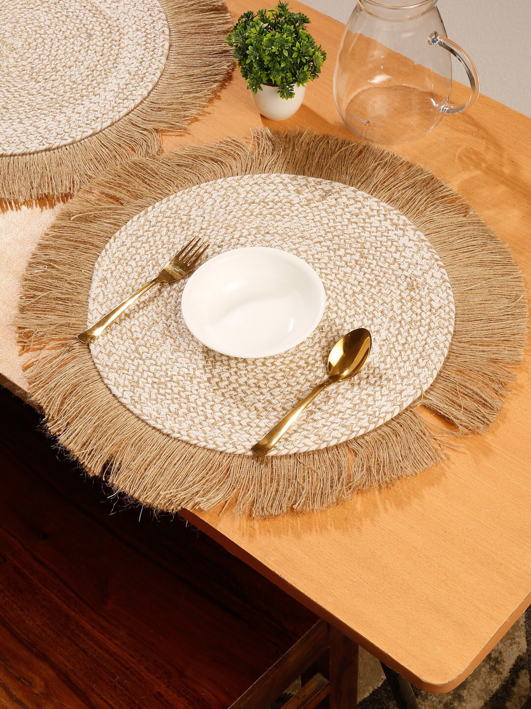 

HOSTA HOMES Beige 6 Pieces Self Design Jute Reversable Table Placemats