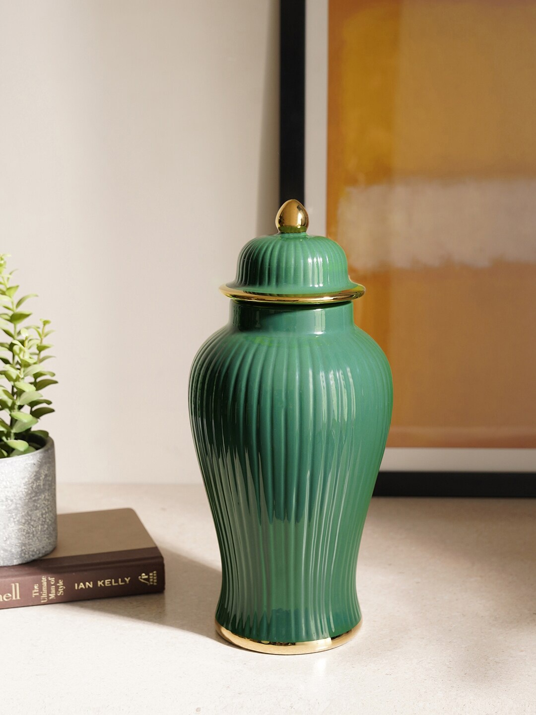

Pure Home and Living Green Ribbed Ceramic Showpieces