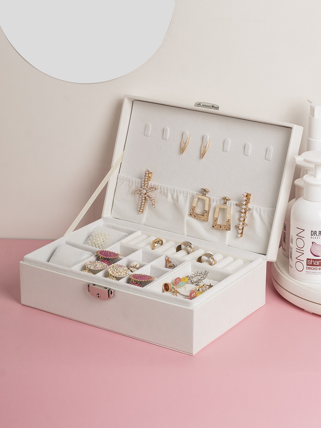 

MARKET99 Off White Jewellery Organiser