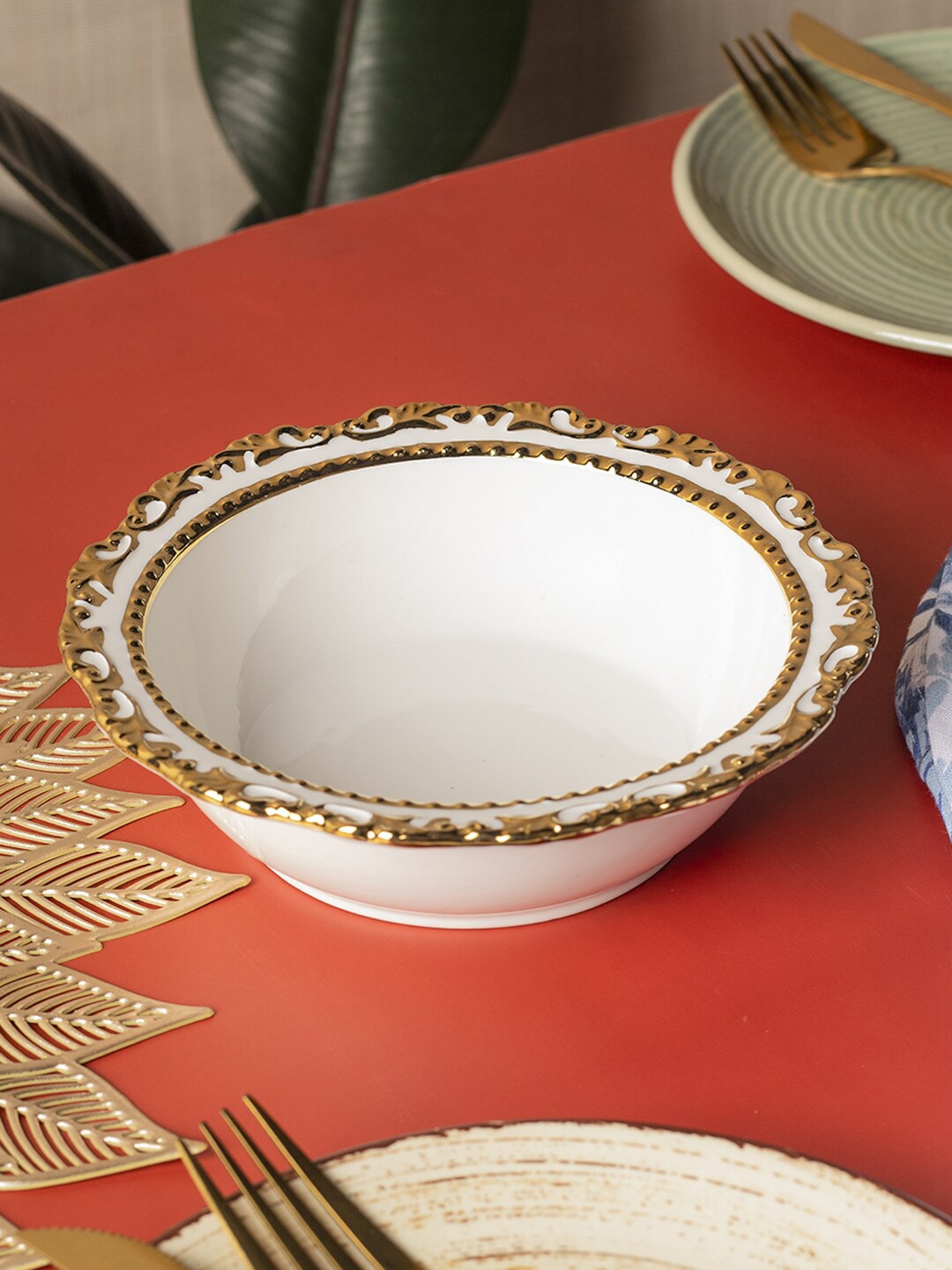 

MARKET99 White Ceramic Serving Dish