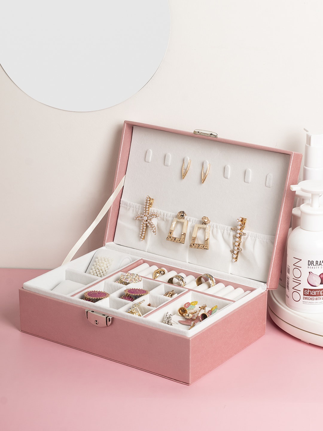 

MARKET99 Pink Fabric Jewellery Organisers