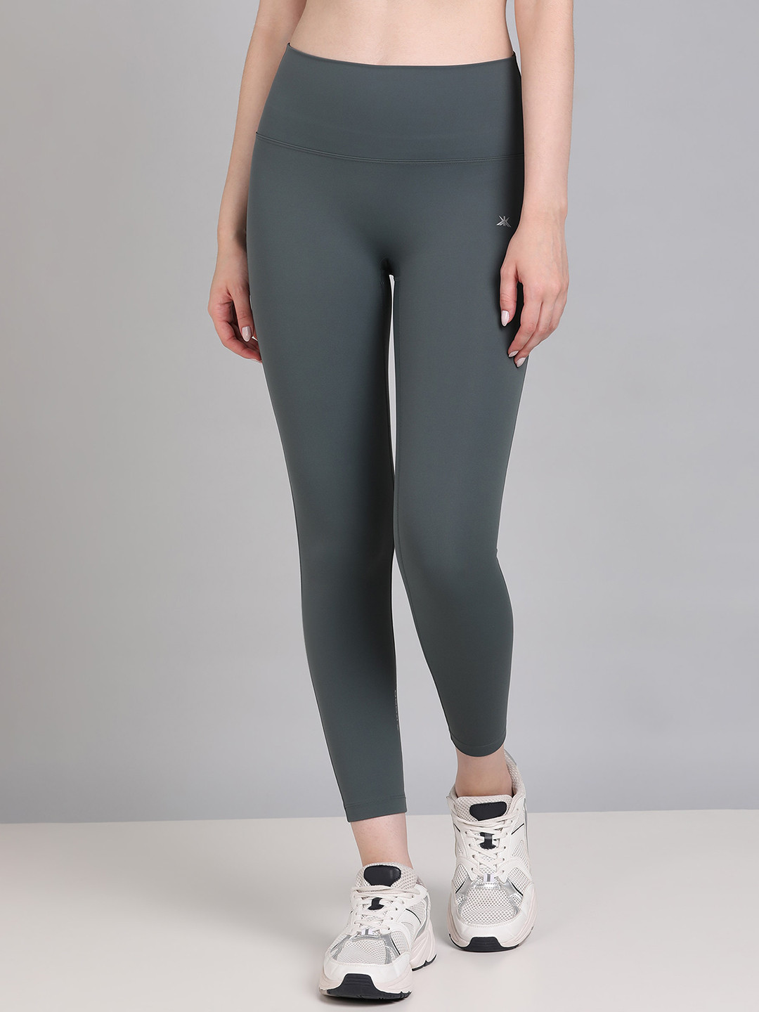 

KOBO Seamless Ankle Length Rapid Dry Gym Tights, Grey
