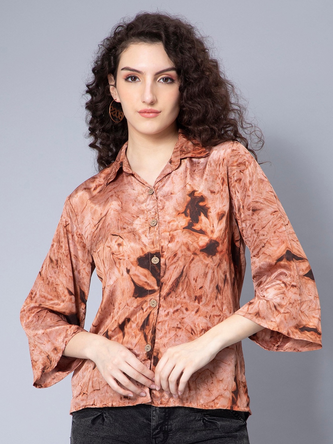 

Nirkhi Abstract Printed Shirt Style Top, Peach
