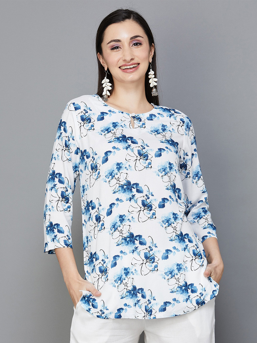 

Melange by Lifestyle Floral Printed Straight Kurti, White