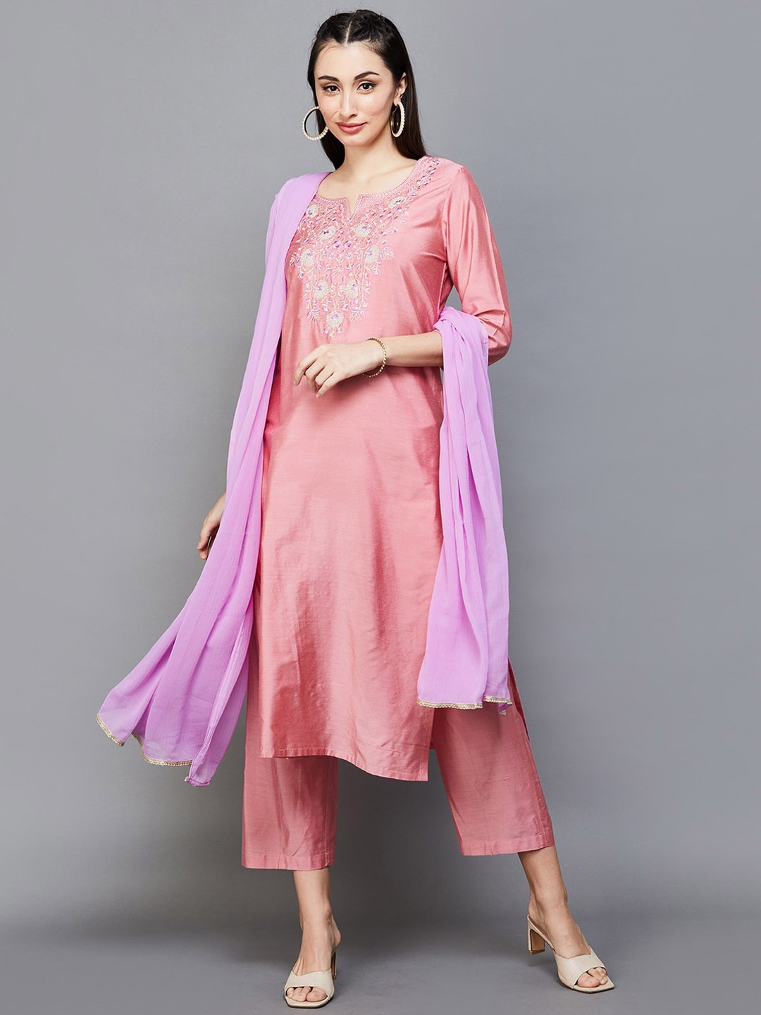 

Melange by Lifestyle Floral Yoke Design Embroidered Kurta With Trousers & Dupatta, Peach