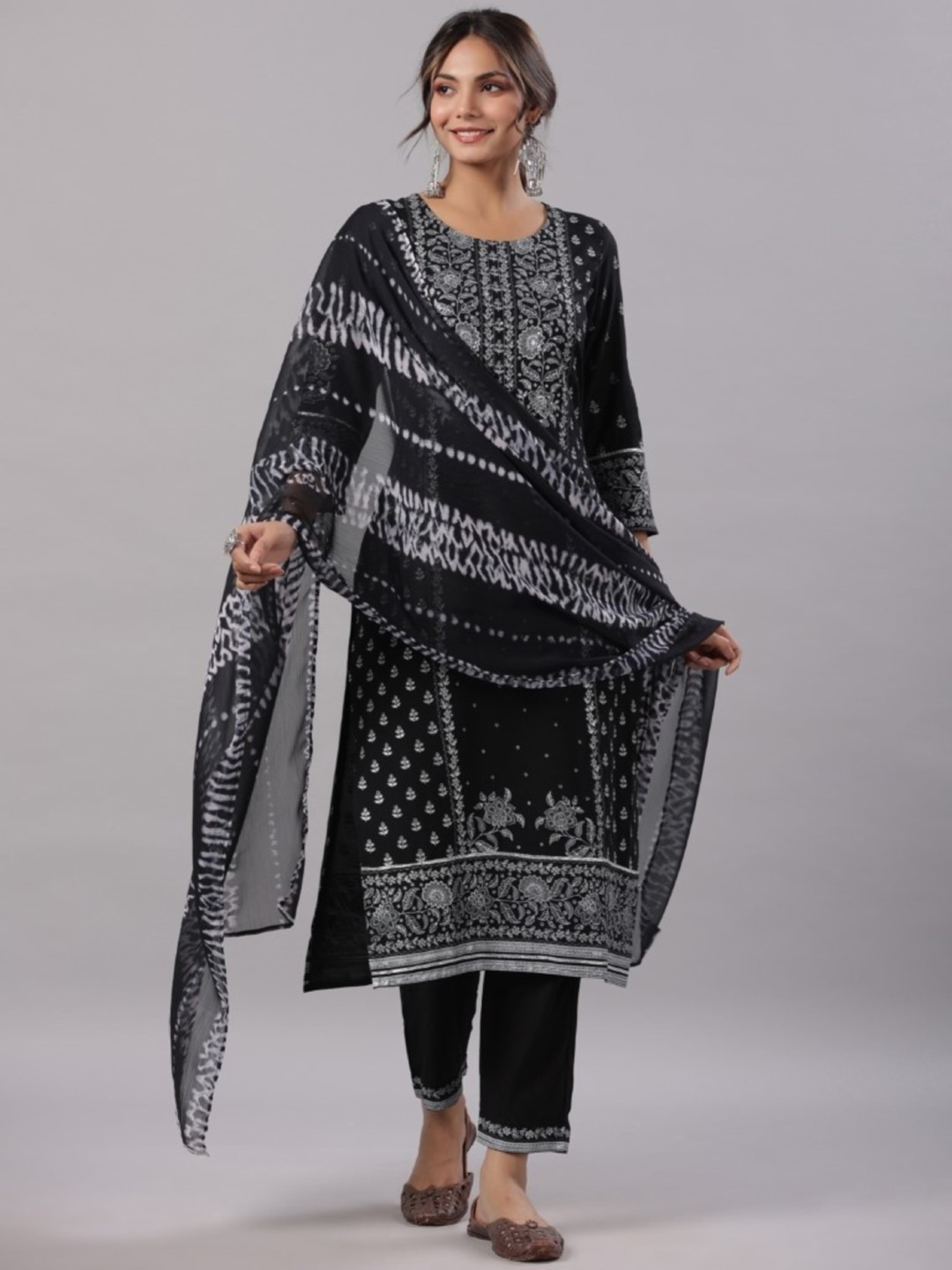 

Juniper Ethnic Motifs Printed Straight Kurta With Trousers & Dupatta, Black